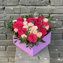 Цветочная композиция из Розы в коробке в Лотошино