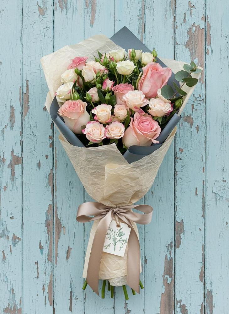 Букет цветов из: Розы в Лотошино