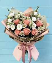 Букет цветов из:  Розы, Альстромерии и Лизиантусы в Лотошино
