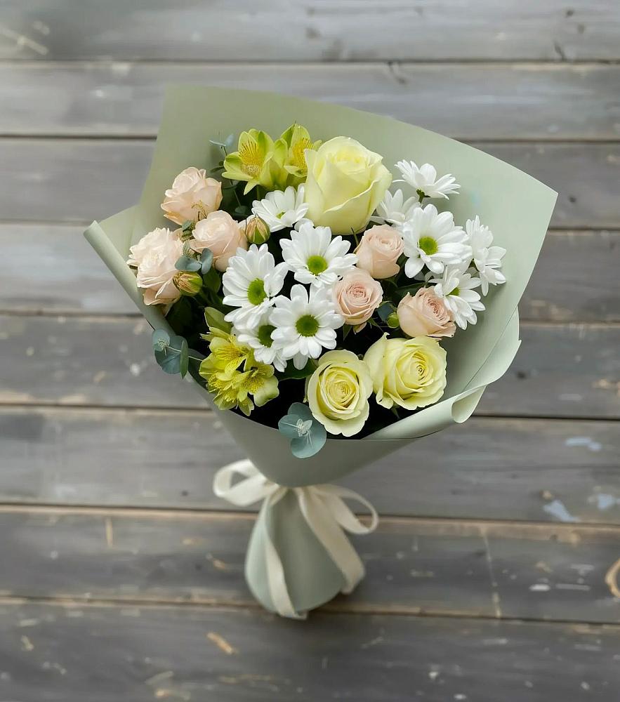 Букет цветов из: Альстромерии, Розы и Хризантемы в Лотошино