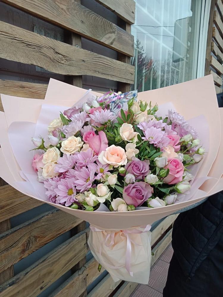 Букет цветов из: Розы и Хризантемы в Лотошино