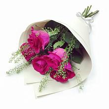 Букет цветов из:  Розы в Лотошино