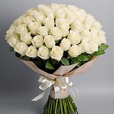 Букет 101 беля роза Белоснежка в Лотошино