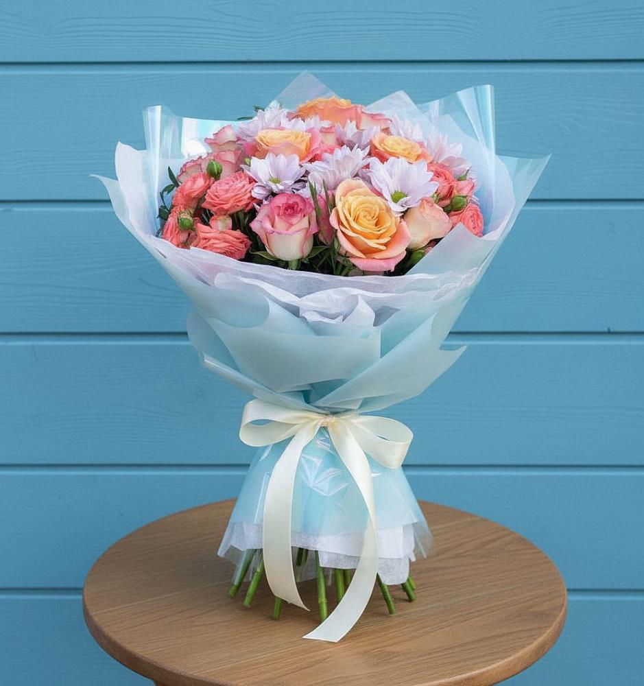 Букет цветов из: Хризантемы и Розы в Лотошино