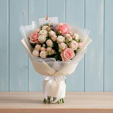 Букет цветов из:  Розы в Лотошино