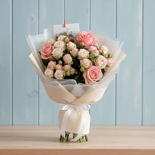 Букет цветов из:  Розы в Лотошино