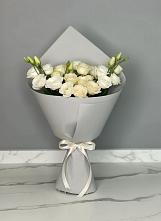 Букет цветов из:  Розы и Лизиантусы в Лотошино